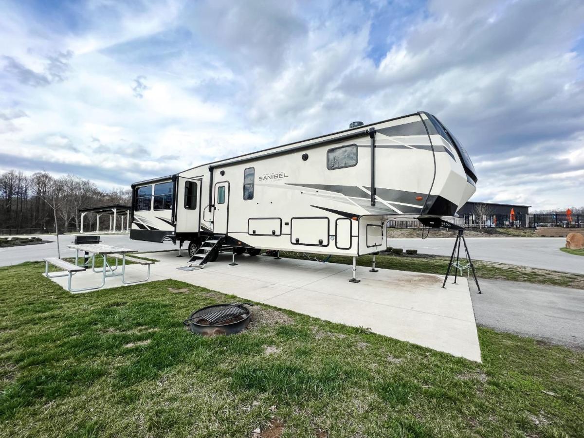 Pigeon Forge Landing Rv Resort Екстер'єр фото