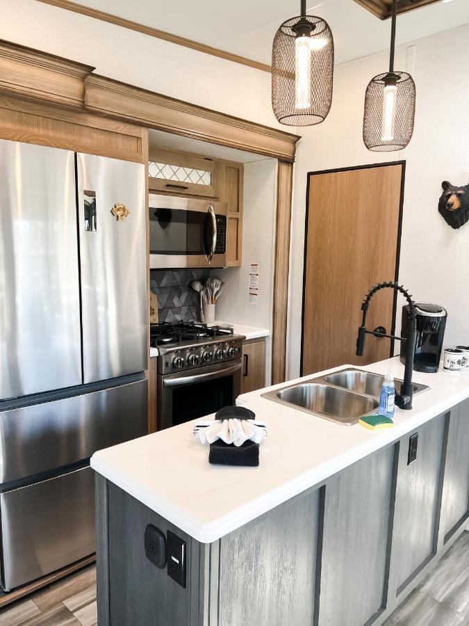 Pigeon Forge Landing Rv Resort Екстер'єр фото